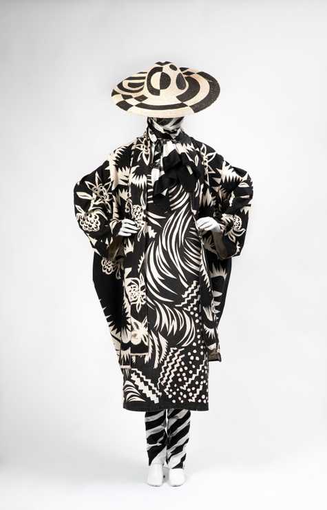 'Zebra Waratah' outfit by Linda Jackson