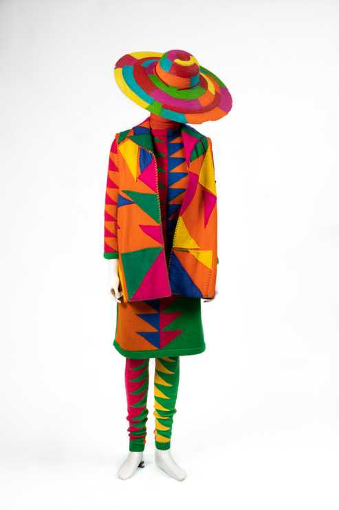 'Patchwork' and 'Delaunay' outfit by Linda Jackson
